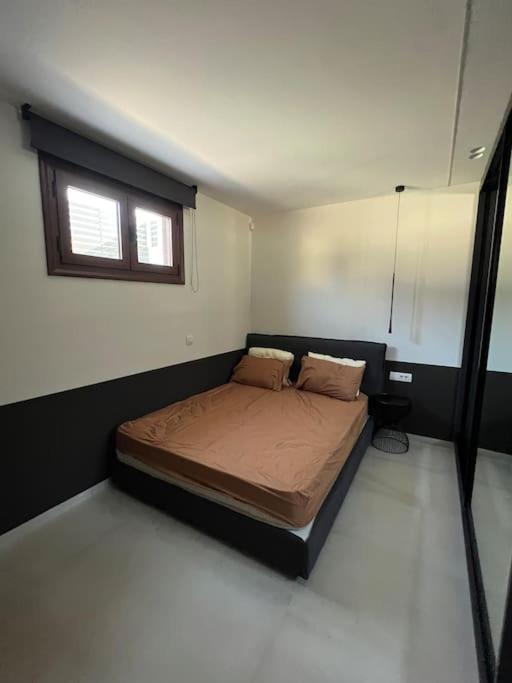 Villa Leo Aigina Vathi  Экстерьер фото
